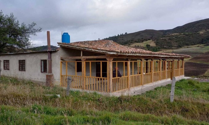 Tota Cottage | Cabaña Villa Eliseo se encuentra aislado junto al río Tota a 5km del lago Tota .