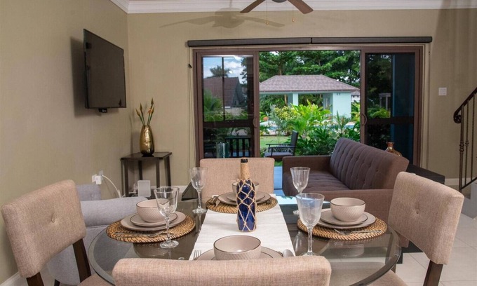 Mammee Bay Apartment | Cabarita Beach Villa