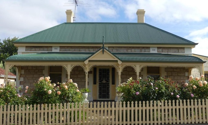 Tanunda House | Cabernet Cottage