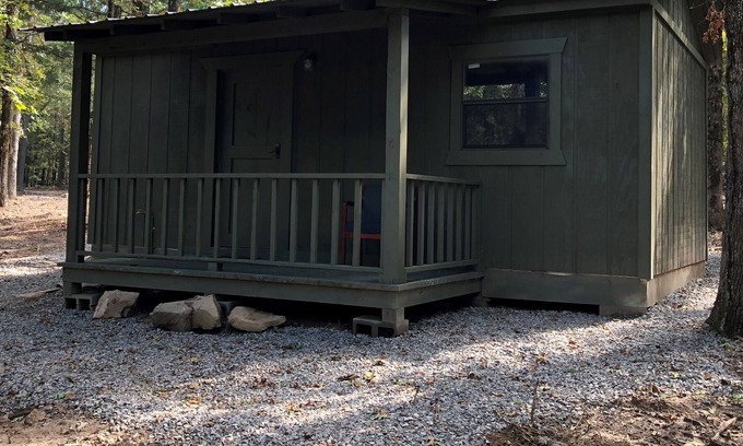 Morrilton House | Cabin 5: The western cabin