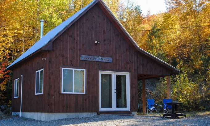 Guildhall Cabin | Cabin at Hidden Falls Farm