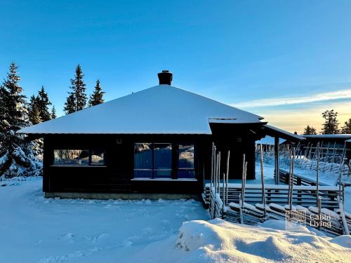 Sjusjoen House | Cabin at Sjusjøen Birkebeiner trail ski in out, 8 beds, 2 bathrooms & Wifi