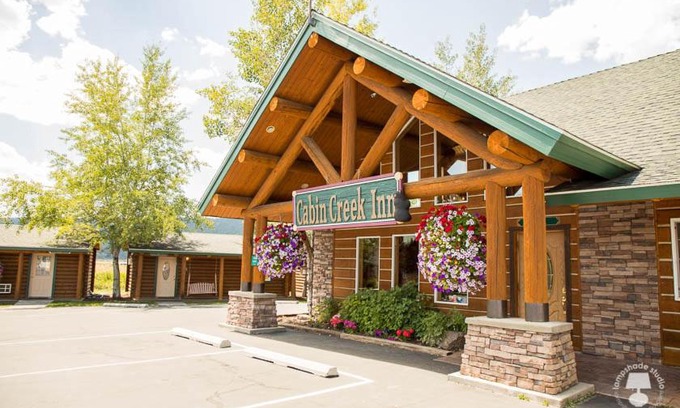 Thayne Cabin | Cabin Creek Inn