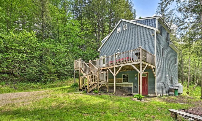 Jay House | Cabin in the Untouched Woods - 3 Miles to Ski