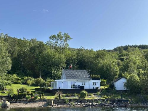 Strand House | Cabin near Pulpit Rock