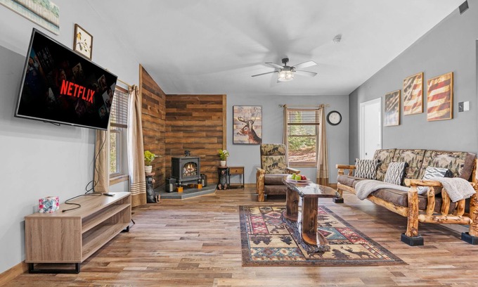 Briar Crest Woods Cabin | Cabin Oasis - Nestled in the Woods, Seclusion!