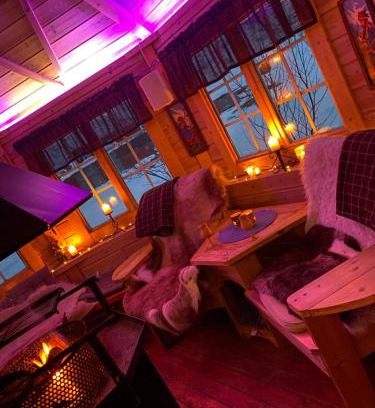 Batsfjord House | Cabin with fishing and hunting opportunities