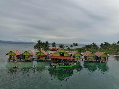 Cocle Apartment | Cabins over the sea on San Blas Islands Wailidub