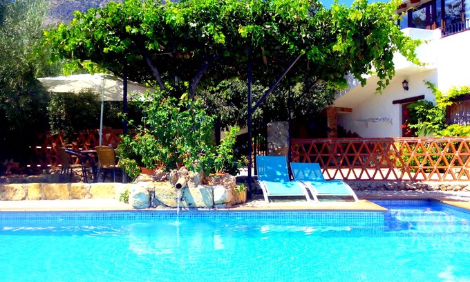 Huelma Cottage | Cabritas: country holiday home - Jaén