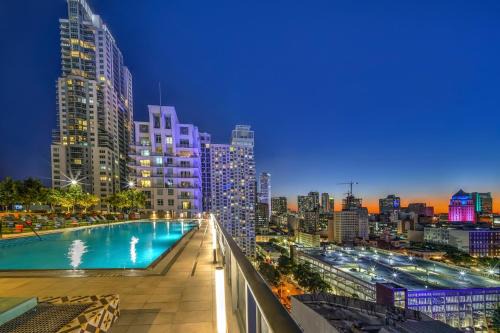 Downtown Miami Hotel | Cadenza Miami - Luxury Residences
