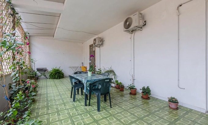 Selargius Apartment | Cagliari Comfy Apartment with Terrace & Netflix!