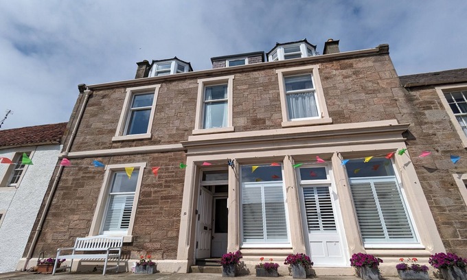 Crail House | Caiplie House - Large Victorian House In picturesque East Neuk coastal Village