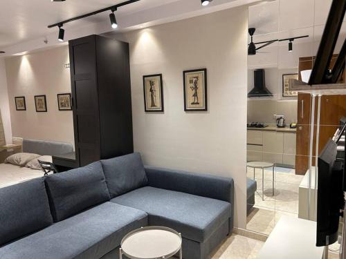 Thane West Apartment | Cairo studio @hiranandani