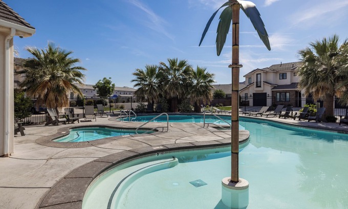 Washington Fields House | California Dreamin' | Family Amenities @ Freedom Village