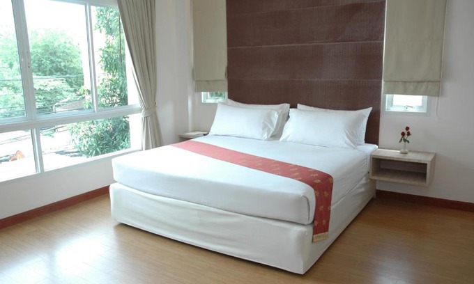 Samsen Nok Hotel | Calypzo 2 Ratchada 20