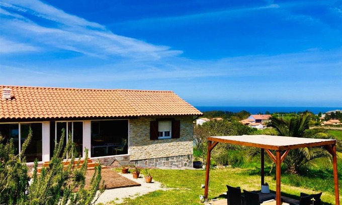 Albuerne House | CAMELIA Casina Rural