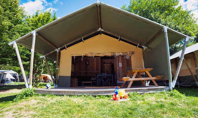Januv Dul Ski Chalet | Camping 2000 - Sahara tent XXL