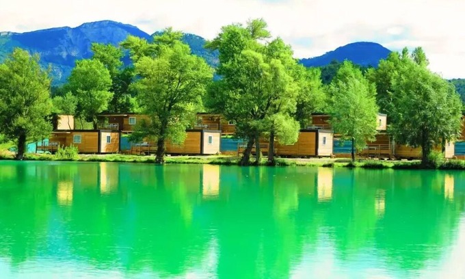 Chatillon-en-Diois House | Camping Le Lac Bleu* - Mobile home Family Premium 3 Rooms 4 People Air-conditioned Lakeside