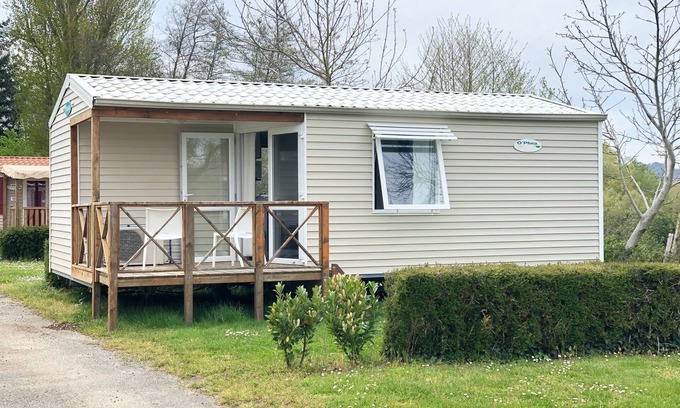 Mirepoix House | Camping Les Nysades 3 Étoiles