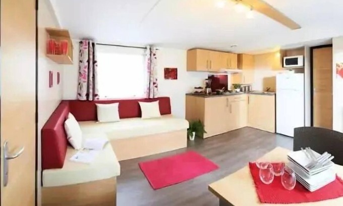La Crau House | Camping Vert Gapeau * - Mobil BAMBOU climatisé 2 SDB 2 chambres (33m²) 6 personnes
