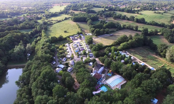Martiel House | Campsite Flower Le Lac aux Oiseaux * - Comfort mobile home 26 m² (2 bedrooms-2/4 people) + terrace 10 m² without air conditioning 4 people