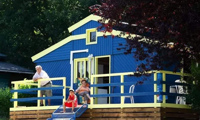 Servies Ski Chalet | Campsite Saint Pierre de Rousieux**** - Blue Chalet 2 Rooms 2 Rooms 4/6 People Mezzanine