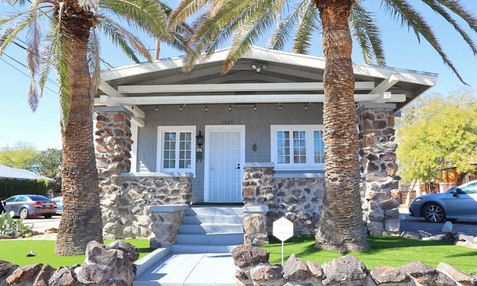 West University House | Campus Casita, cozy spot close to great shopping