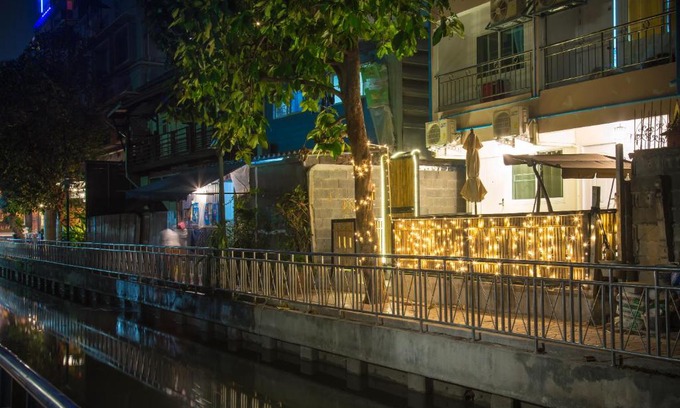 Sao Chingcha House | Canal View Lo-ha guest house, Contactless Check-in