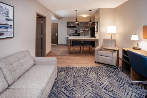 Hanover Hotel | Candlewood Suites Arundel Mills/BWI Airport by IHG