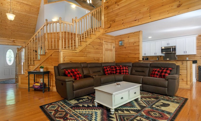 Fletcher Cabin | Cane Creek Cabin | Game Room, Pet Friendly & 25 min. to Downtown Asheville!