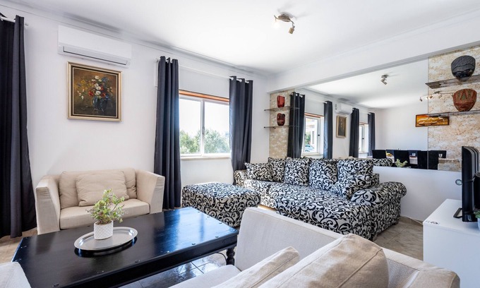 Portimao Apartment | Cantinho da fraternidade - 3 bed apartment