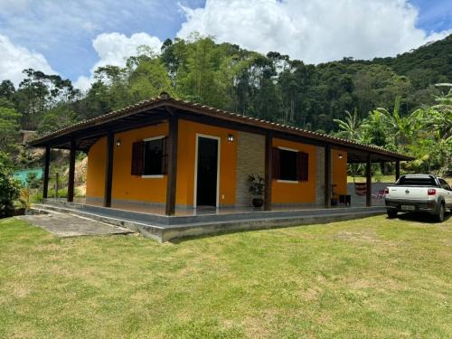 Macae House | Canto dos Pássaros, Sana