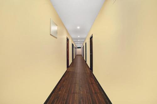 Kakinada Hotel | Capital O De Alphabet Kakinada