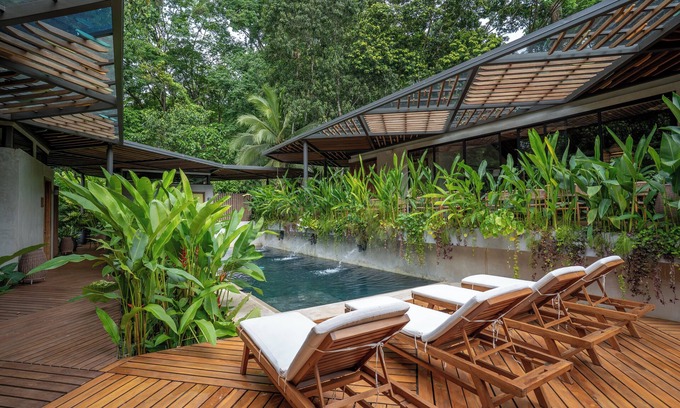 Chiguata Villa | Caribbean Courtyard Luxury Villas