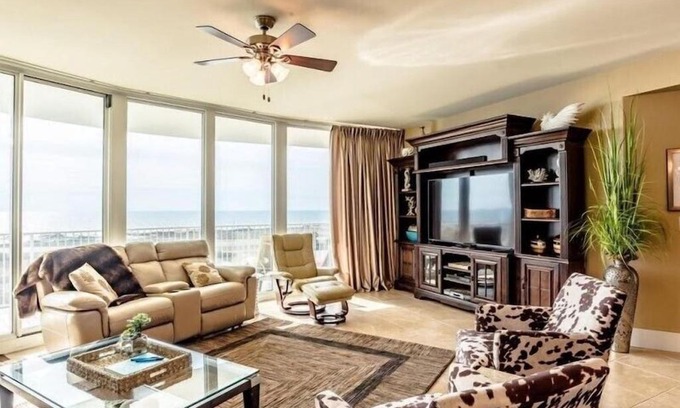 Orange Beach East House | Caribe Resort Unit C712