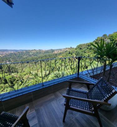 Campos do Jordao Apartment | Carpe Diem Boutique - Dúplex Hidro e Varanda