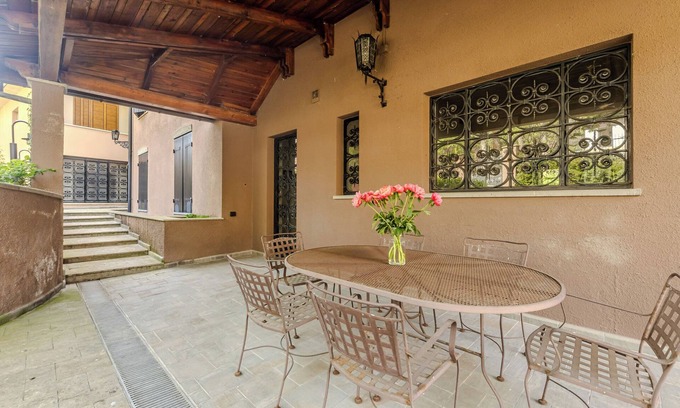 Carpegna House | Carpegna Town Suites