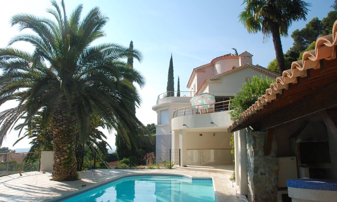 Carqueiranne Villa | Carqueiranne - 180-degree sea view - Splendid air-conditioned villa 5 bd/9 pers