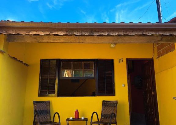 Mangueira House | Casa Amarela