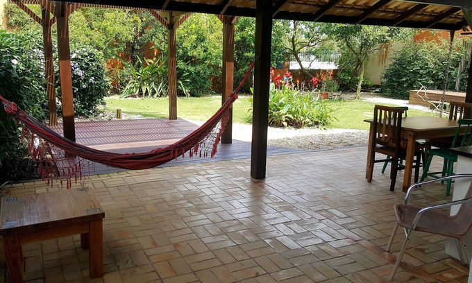 Florianopolis House | Casa Ampla e Confortável na Praia da Daniela em Florianópolis