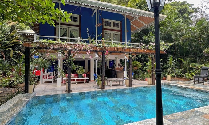 Manzanillo House | Casa Azul - Pool, nature, A/C, walk to the beach, fully equiped, made for groups