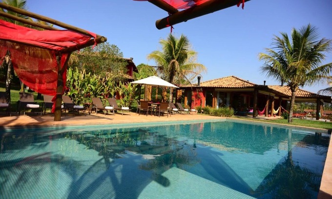 Itai House | Casa bali avaré, Maravilhosa Casa em Condomínio na Beira da Represa de Avaré