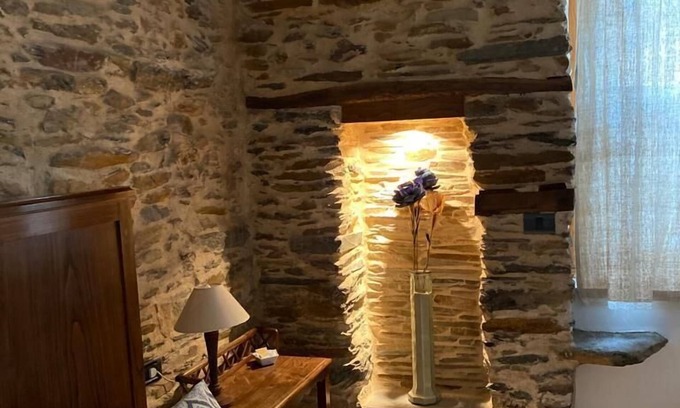 Currelos House | Casa Benaxo