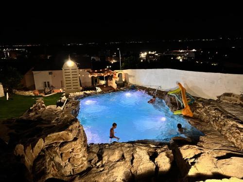 Dean Pequeno House | Casa Bisa