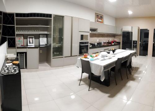 Maracacuera Apartment | Casa Blanca