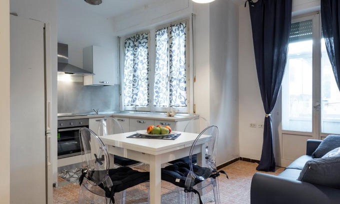 Follonica Apartment | casa blu