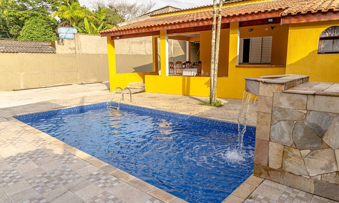 Itanhaem House | Casa c Wi-Fi, piscina e churrasqueira em Itanhaém