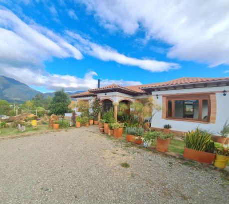 Villa de Leyva House | Casa Campestre Flores Amarillas