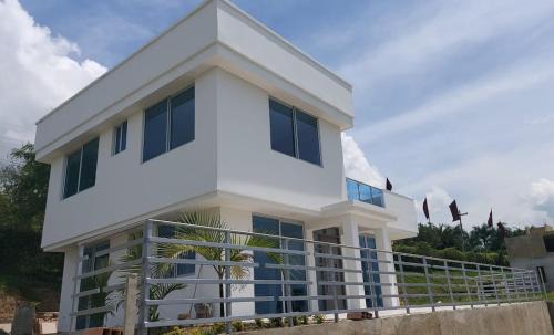 Silvania House | Casa Campestre Piso 1