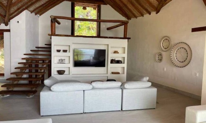 Ixtapa Villa | Casa Caracol - Luxury 5-bedroom villa in Arcano